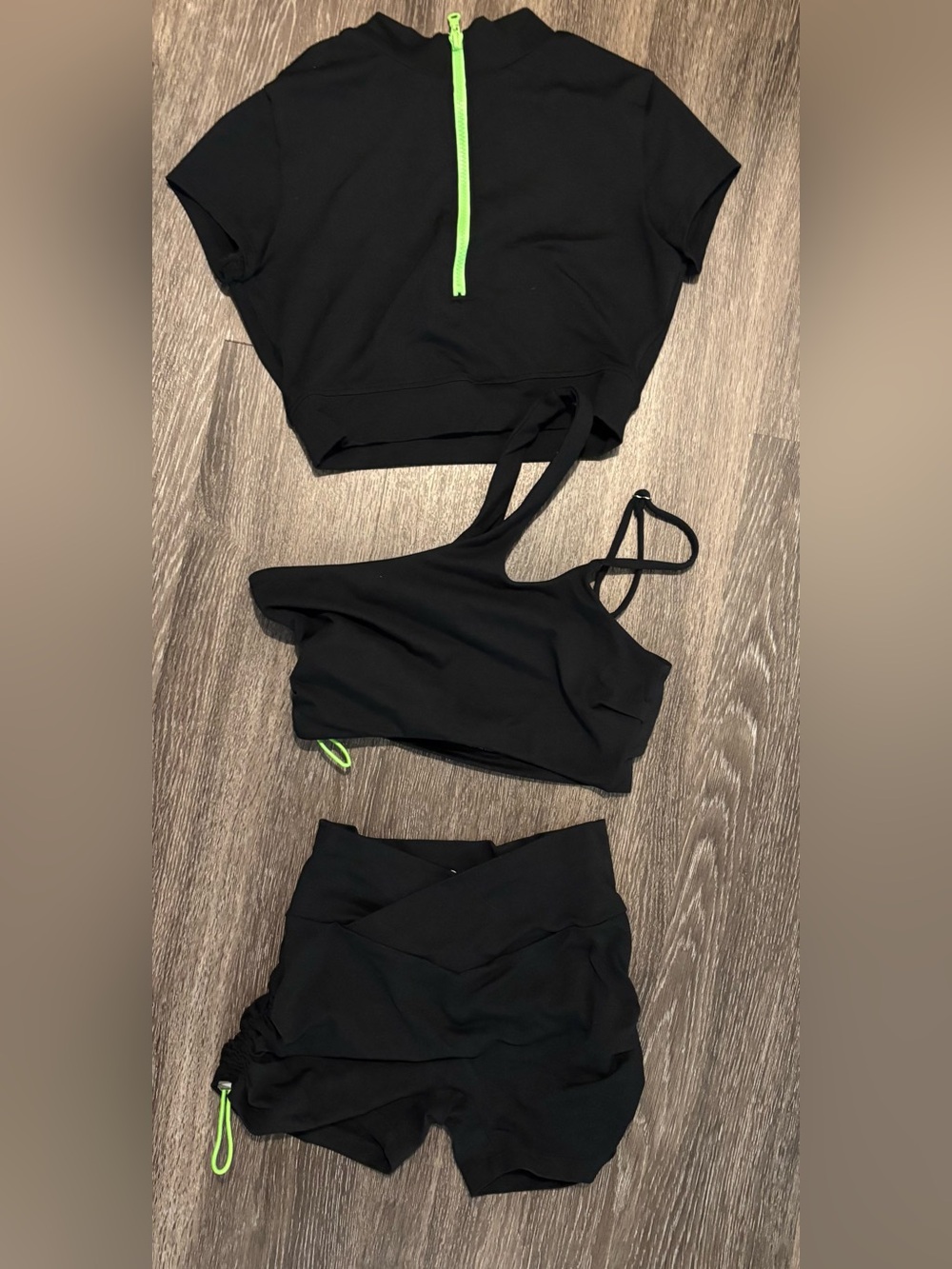 Bombshell Sportswear 3 piece